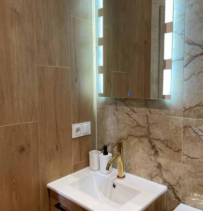 Aparthotel Cracow-1